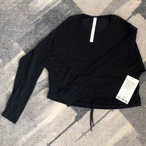 NWT Lululemon Reach for the Run LS